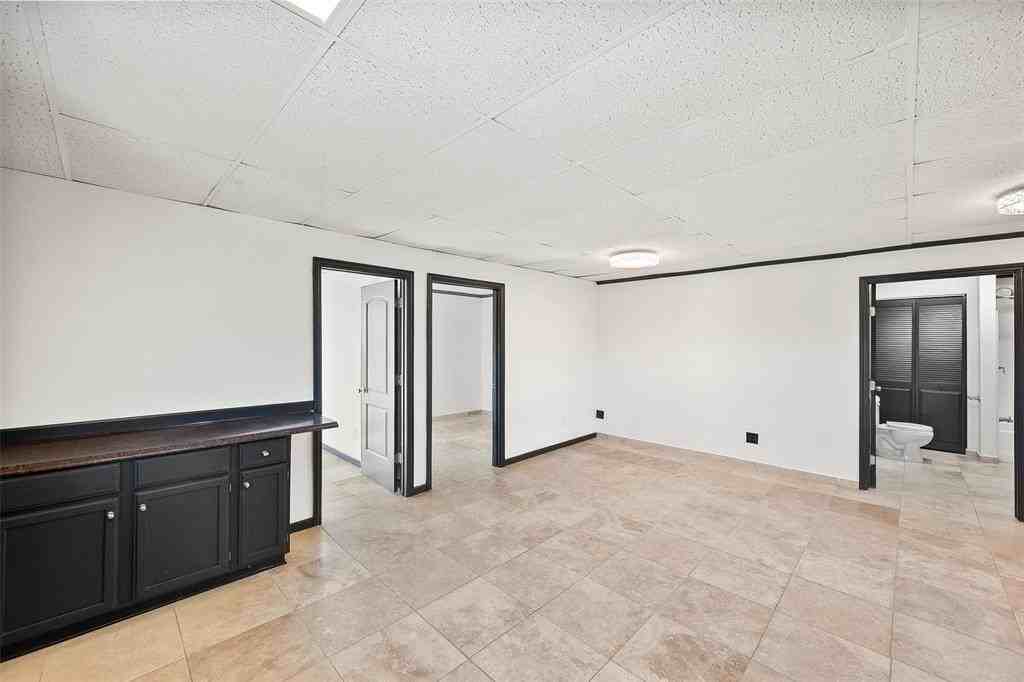 109 N Old Betsy Rd #111D - Photo 3 of 8