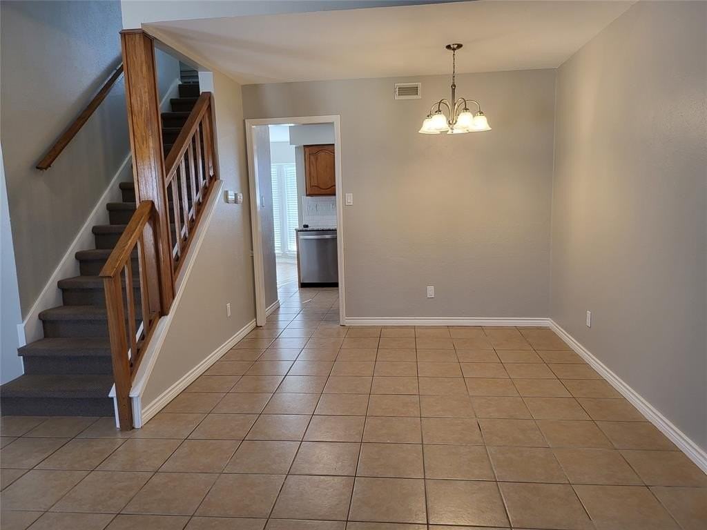 3335 Briaroaks Dr - Photo 7 of 32