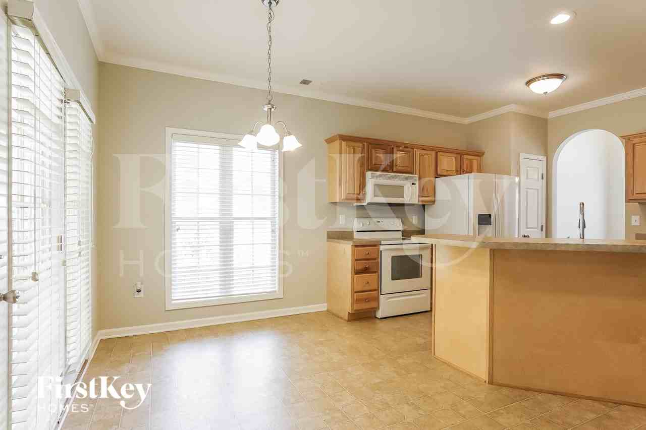 198 Cove Ln - Photo 6 of 15