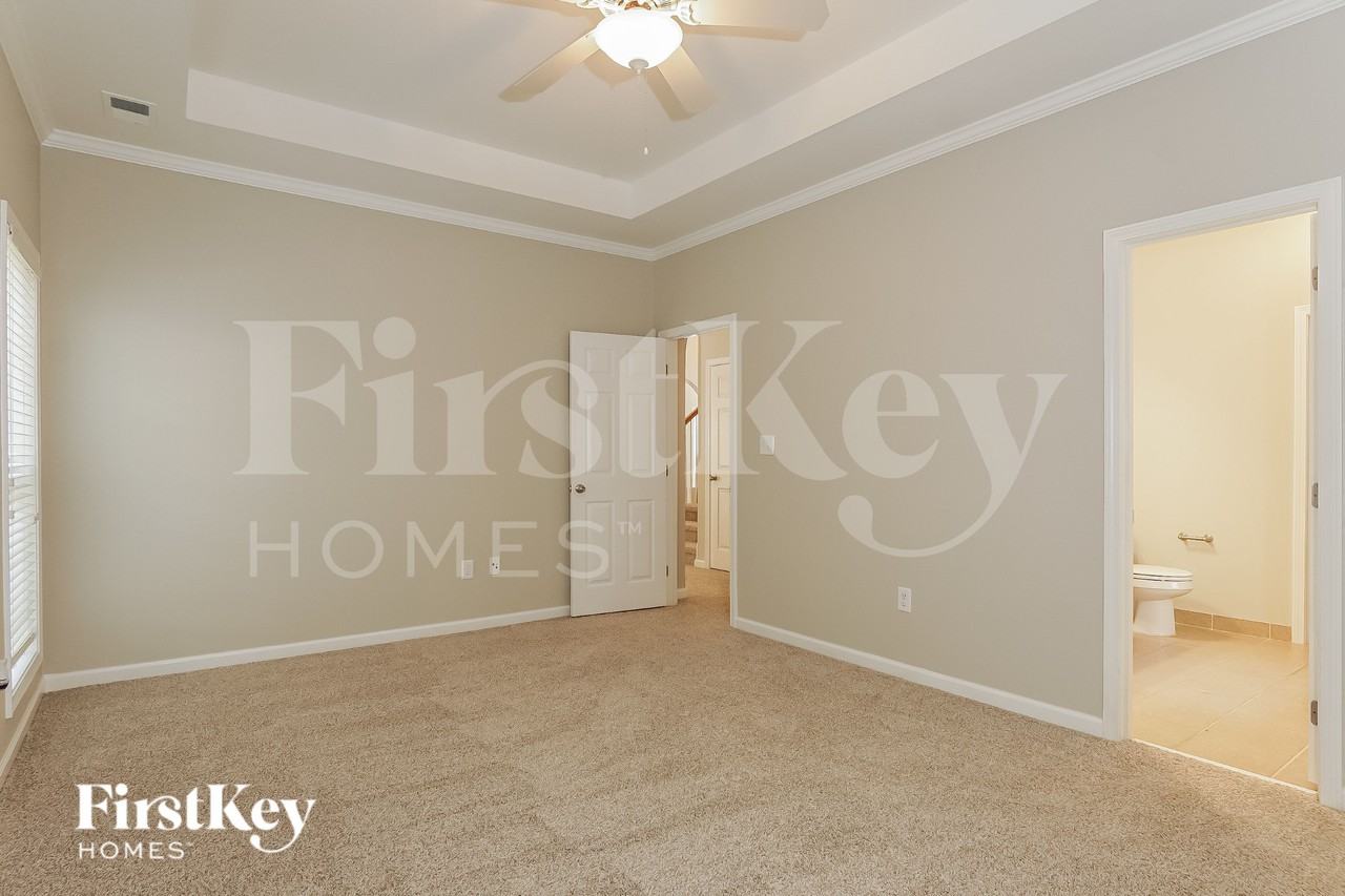 198 Cove Ln - Photo 7 of 15