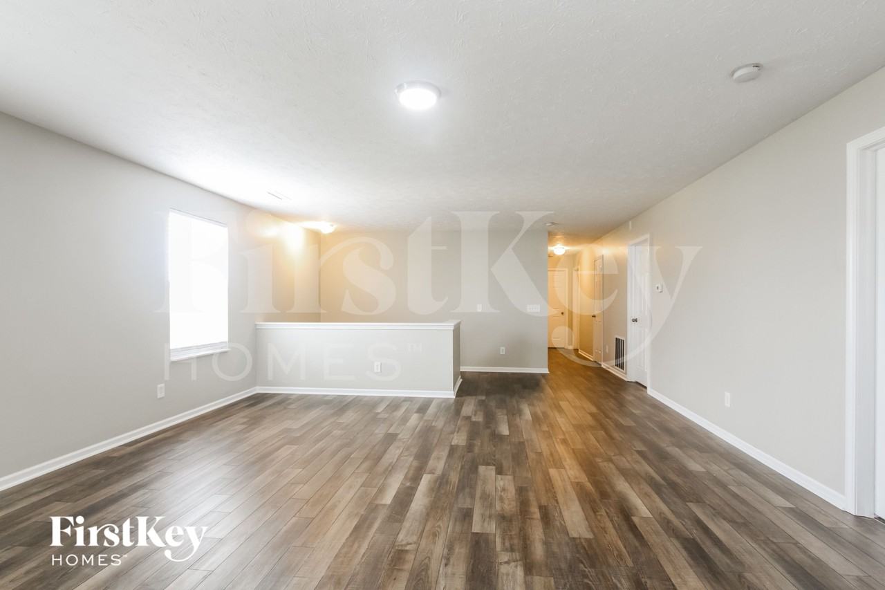 3674 Pickwick Cir - Photo 7 of 15