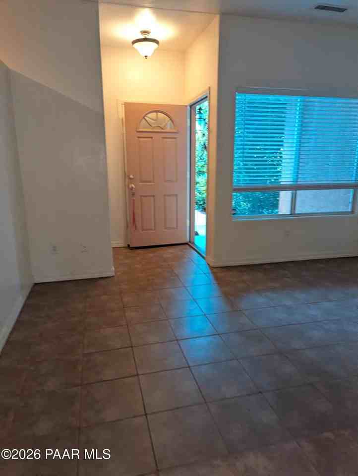 8203 E Long Mesa Dr Apt B #B - Photo 2 of 14
