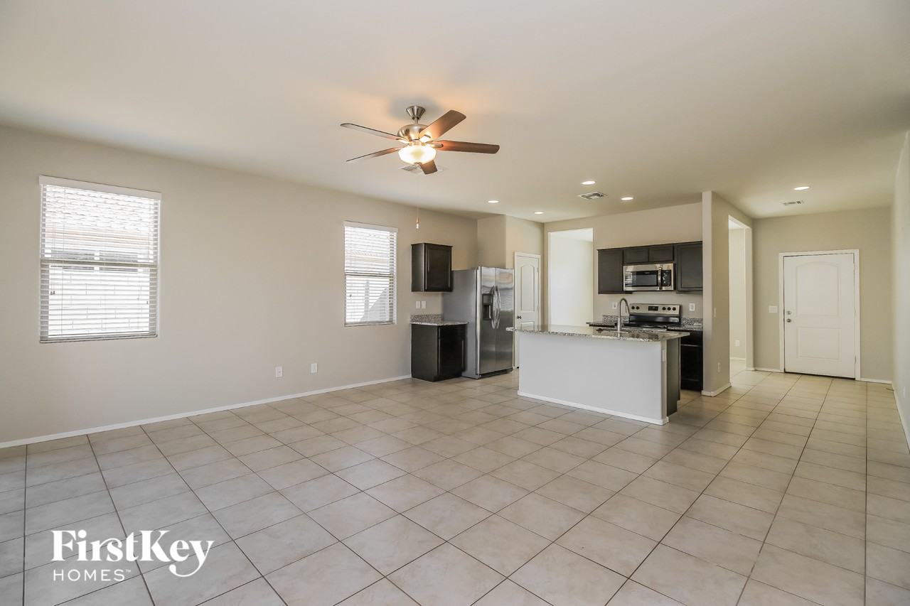 11148 E Sunflower Ct - Photo 3 of 15