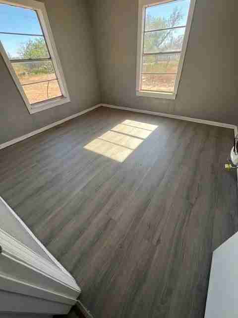 3106 Avenue K - Photo 6 of 9