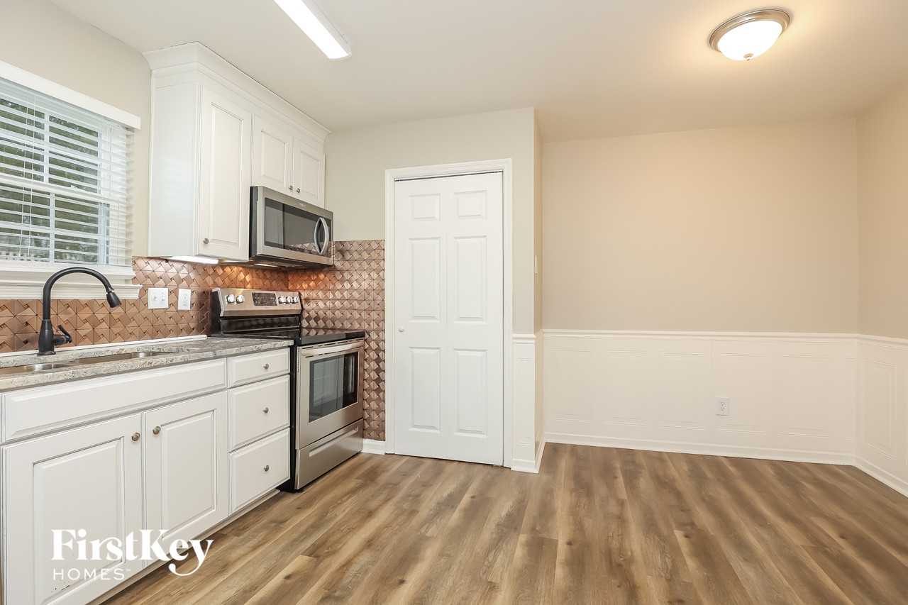 1409 Mohawk Trl - Photo 7 of 15