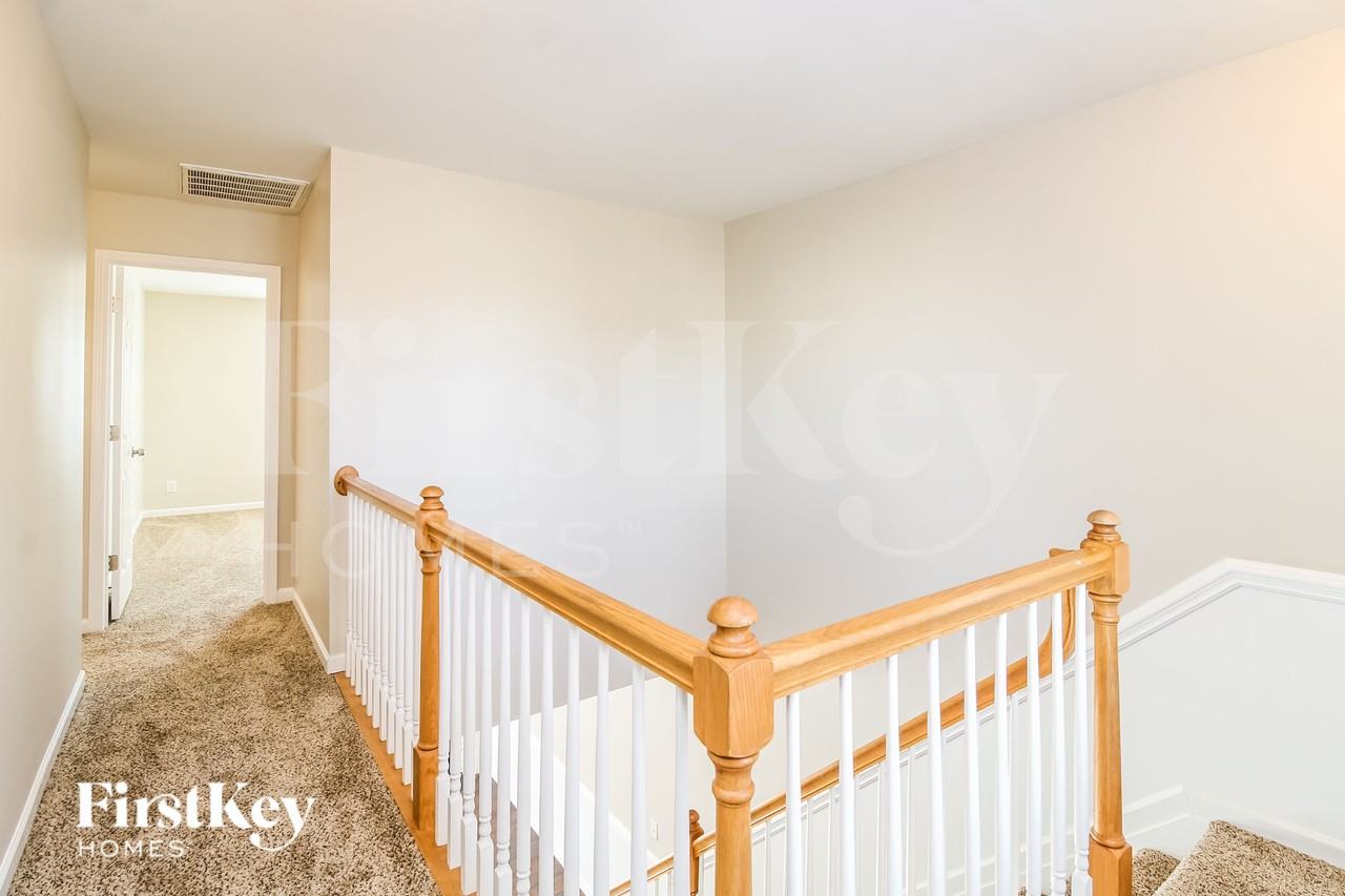 6720 Winners Dr - Photo 6 of 15