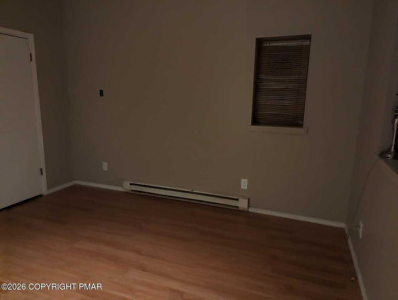 116 Eton Ct - Photo 6 of 7