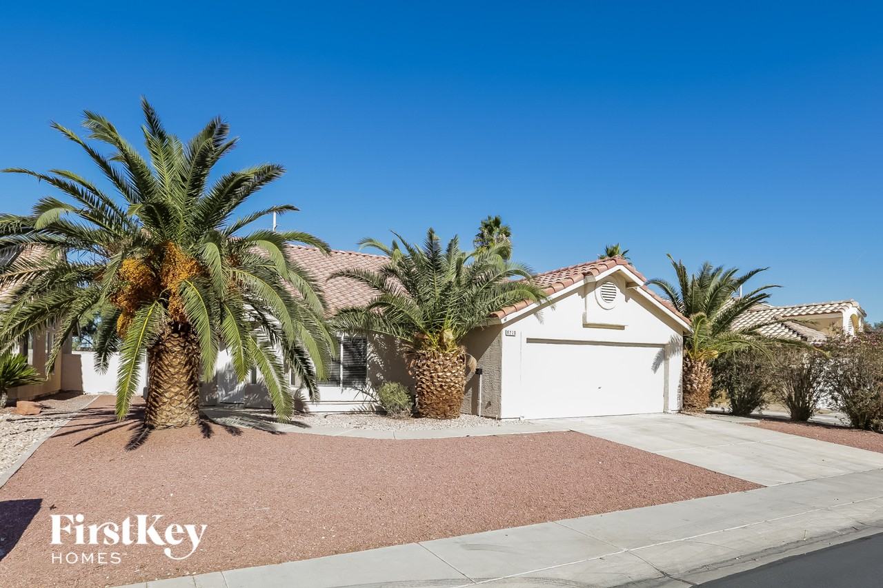 6270 Bruma Ave - Photo 2 of 15