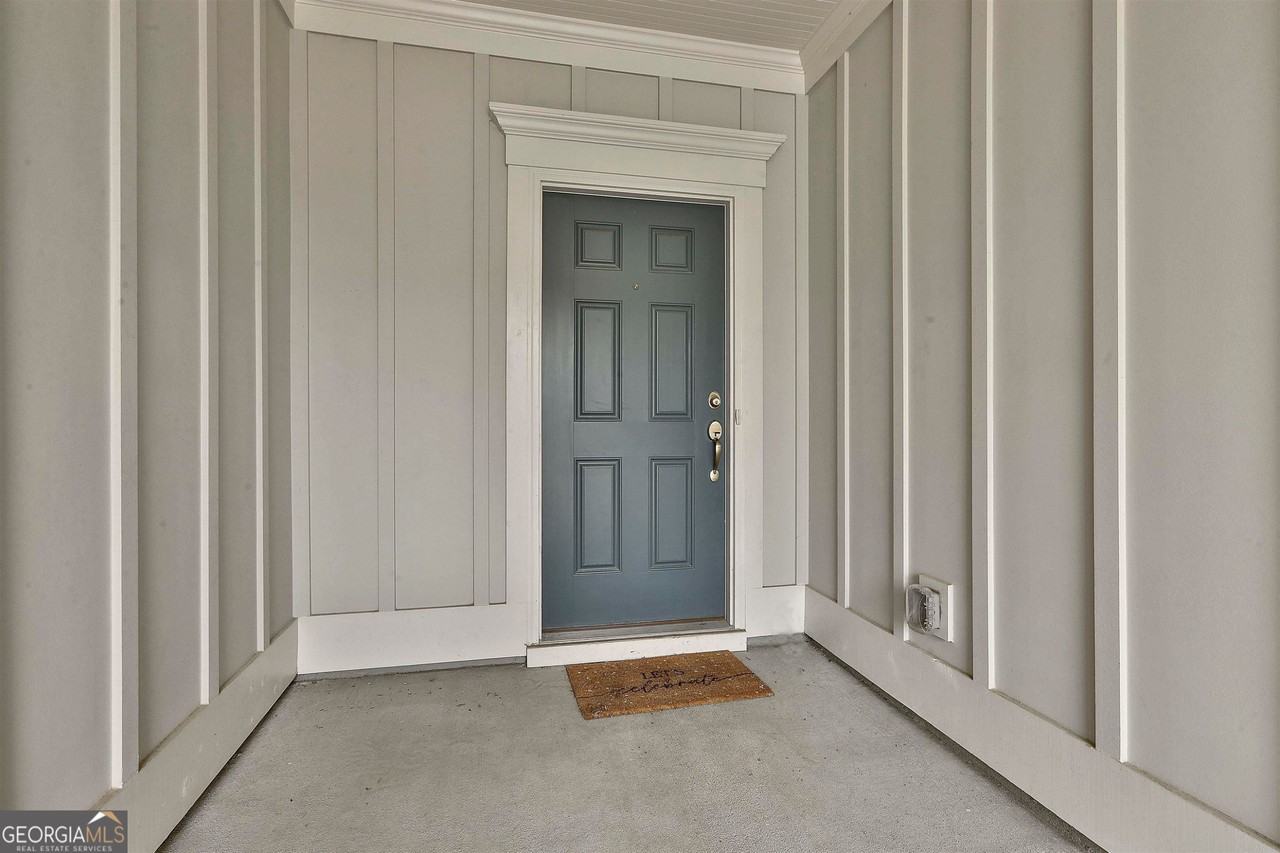 330 Elkins Pl - Photo 3 of 50