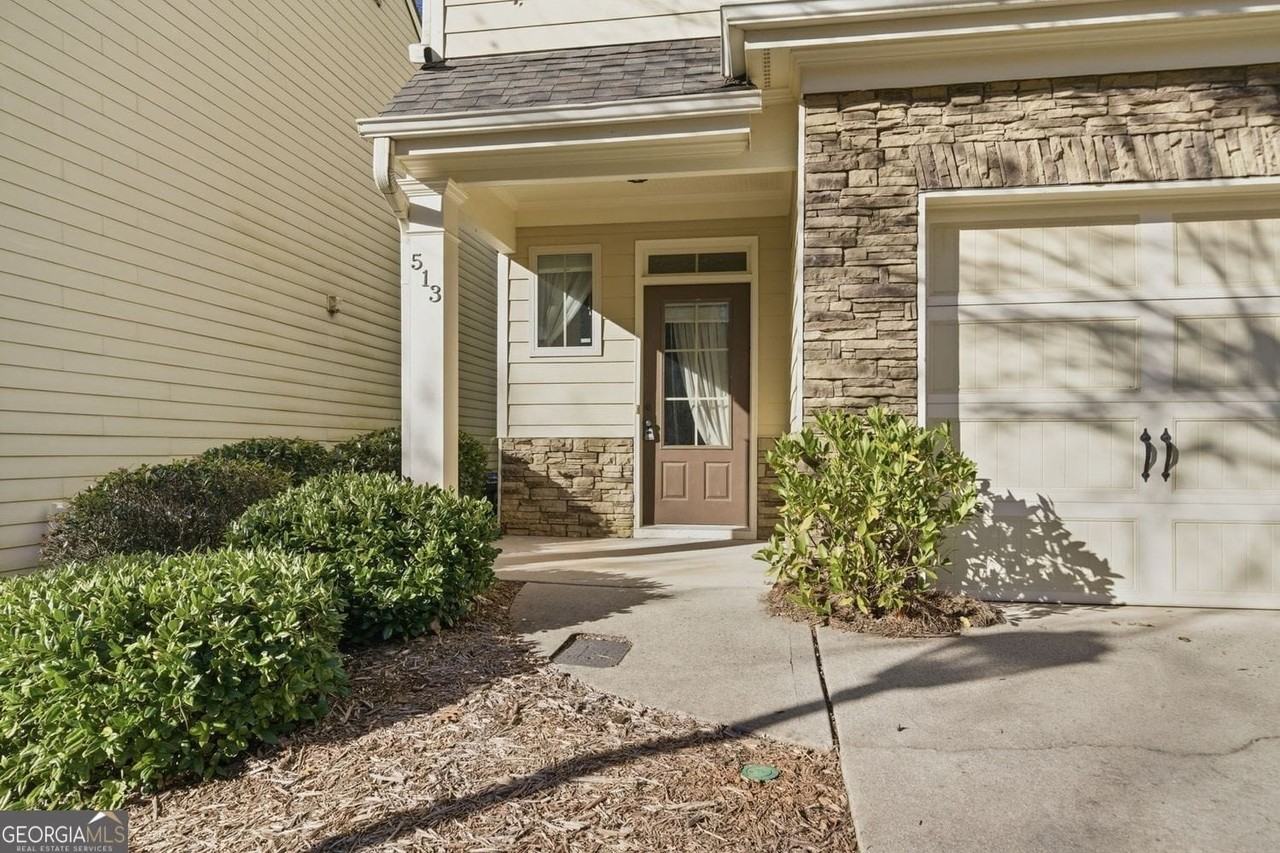 513 Broughton Dr - Photo 3 of 31