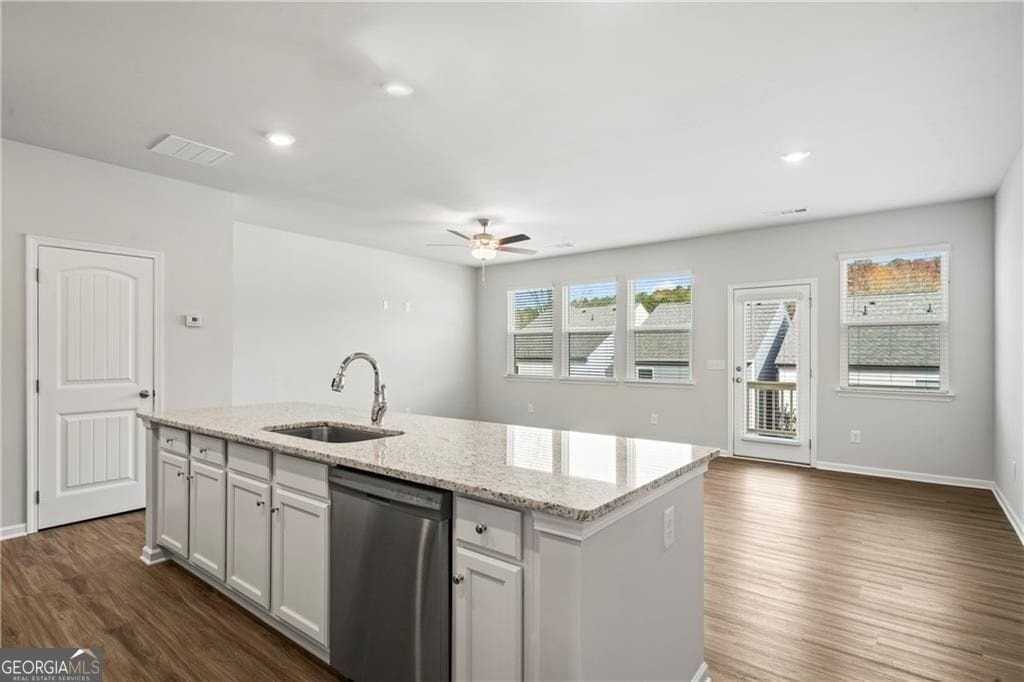 424 Whitetail Cir - Photo 7 of 29