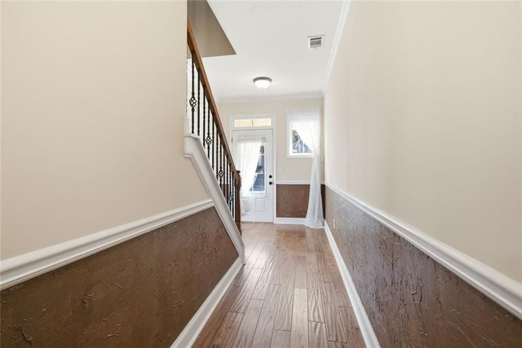 513 Broughton Dr - Photo 5 of 31