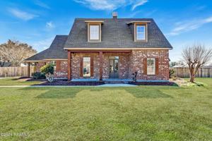 featured image of 100 Sanro Rd