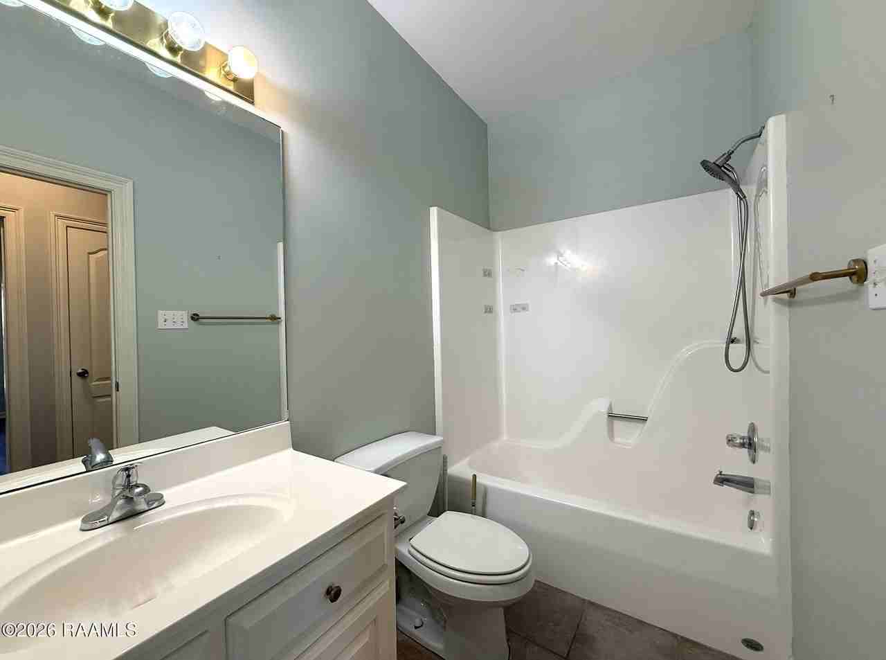 102 Olive Vista Dr - Photo 4 of 14