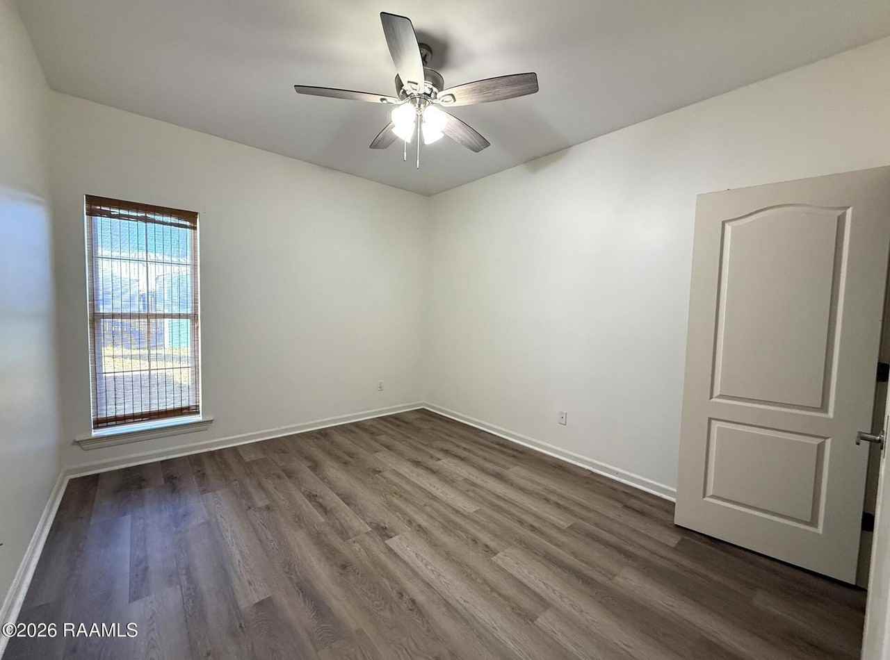 102 Olive Vista Dr - Photo 5 of 14