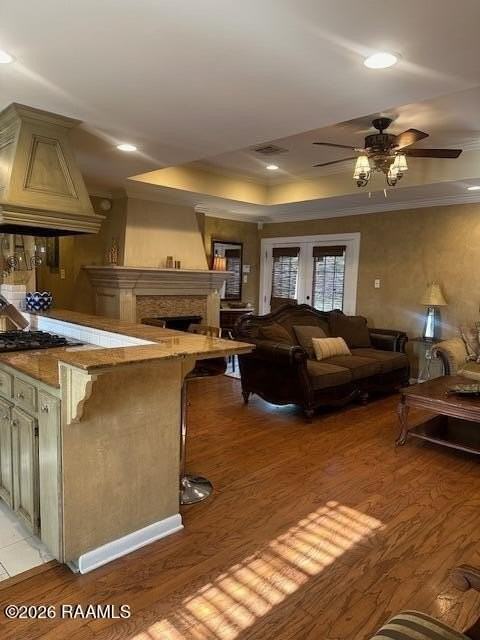 305 Cambridge Dr - Photo 5 of 23