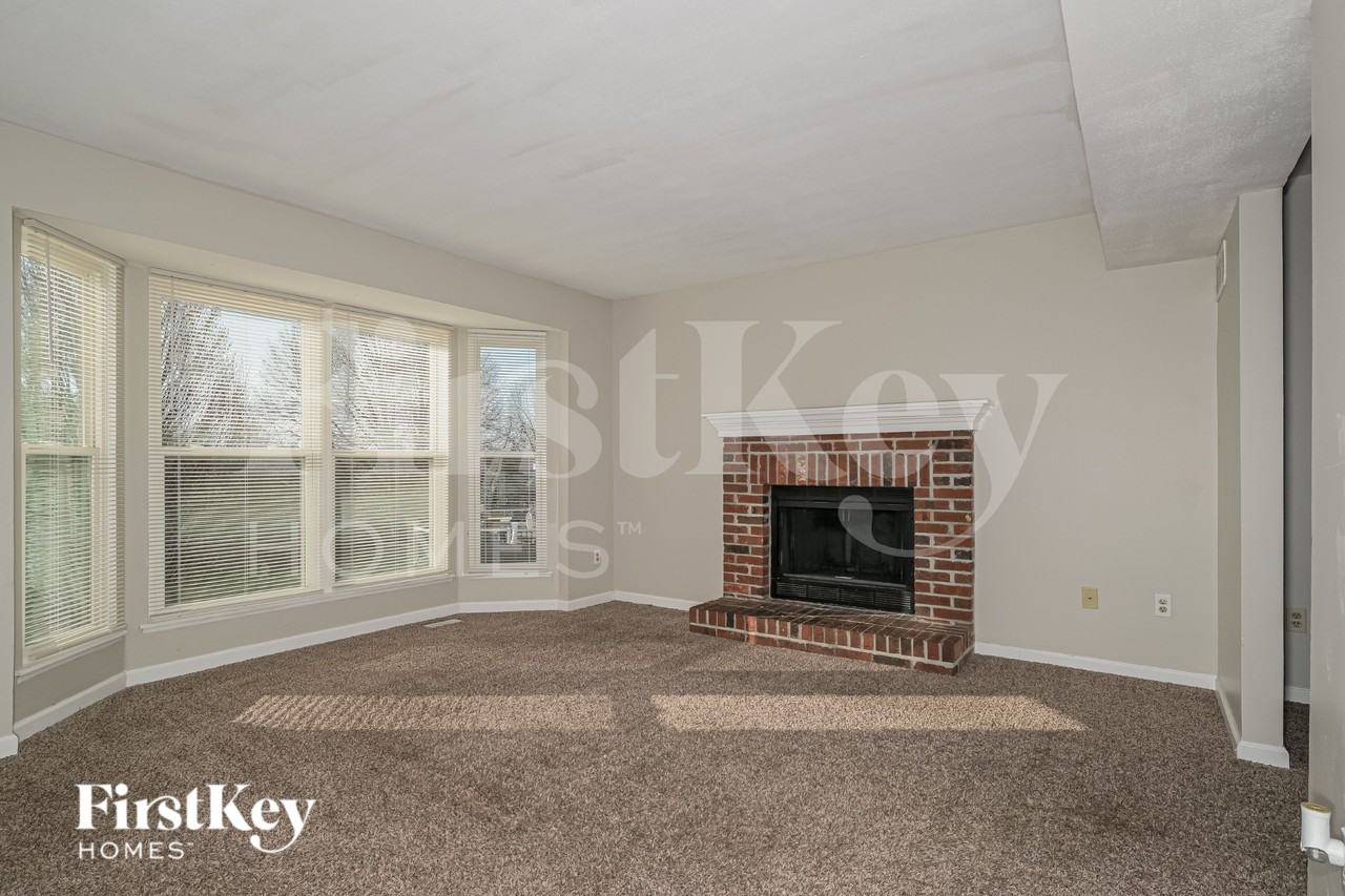 72 Gray Owl Garth Ct - Photo 4 of 19