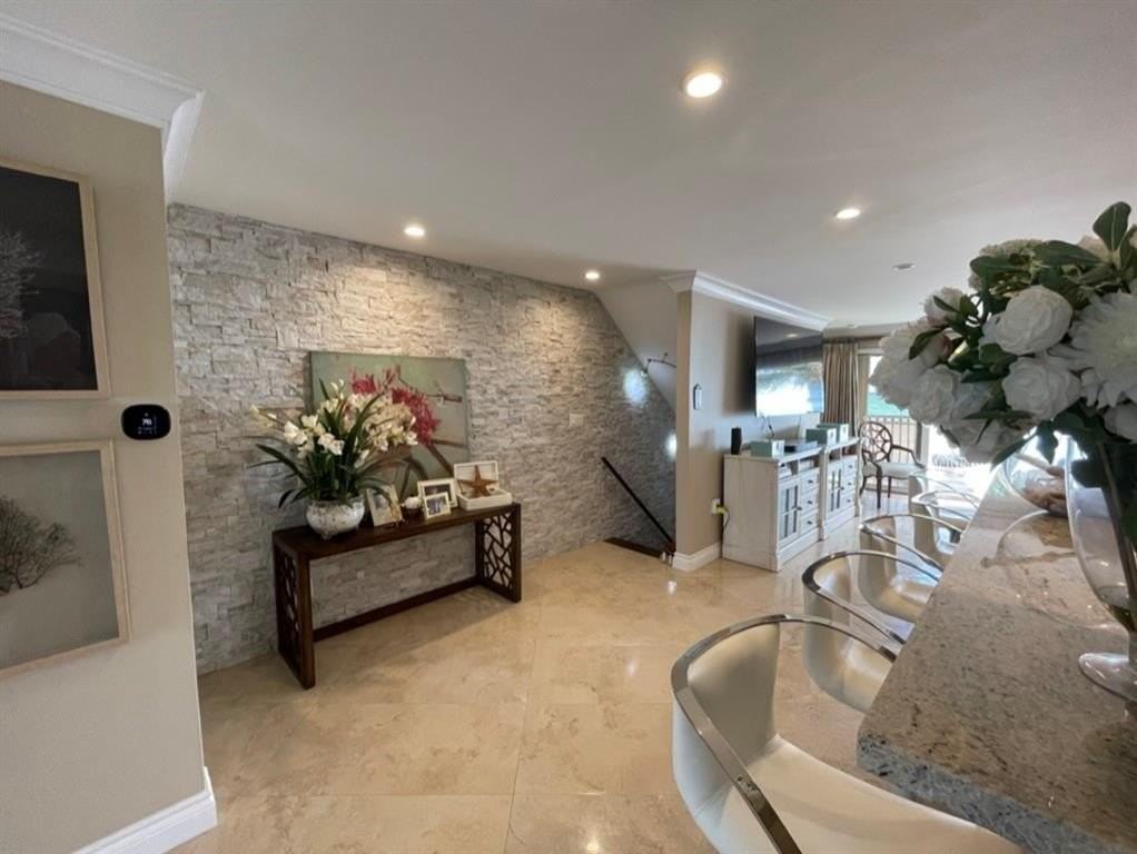 777 S Surf Rd - Photo 3 of 21