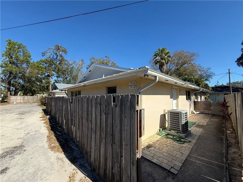 1516 43rd Ave - Photo 2 of 2