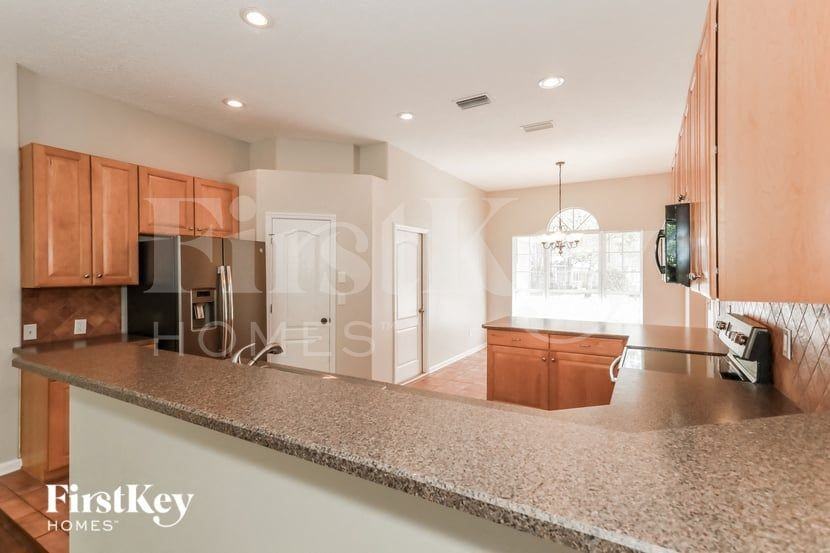 1000 Hanover Ln - Photo 7 of 15