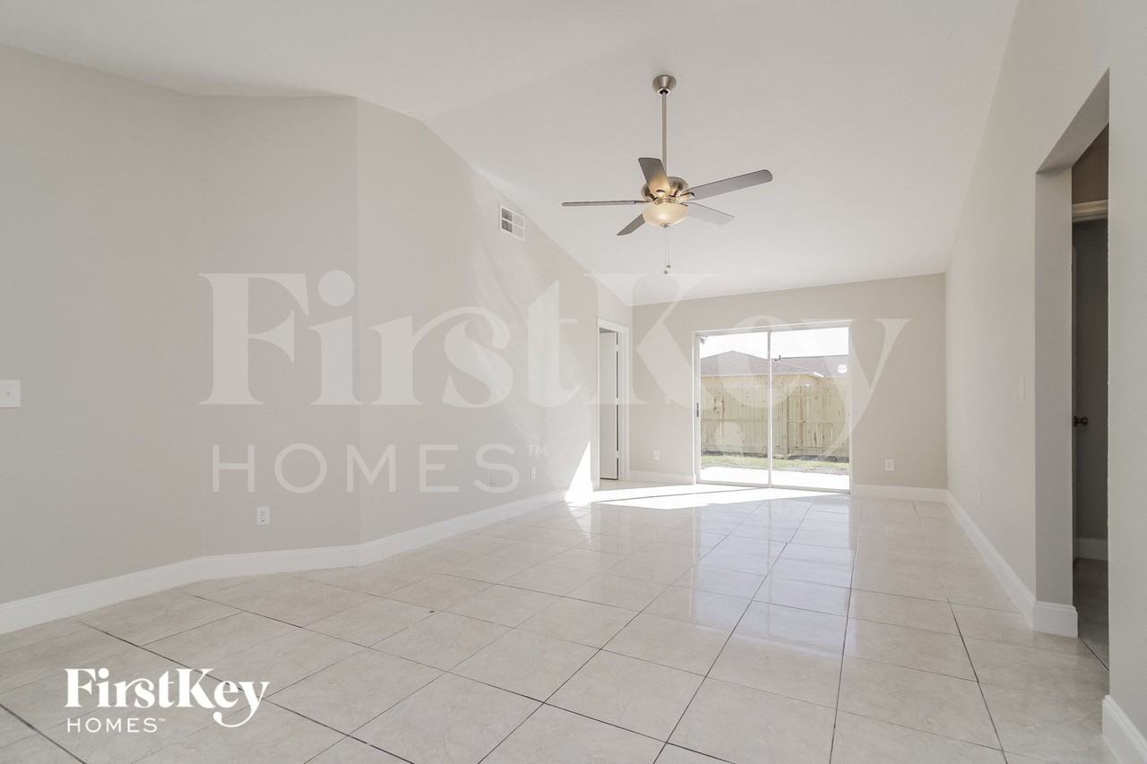 514 Dove Ct - Photo 2 of 15