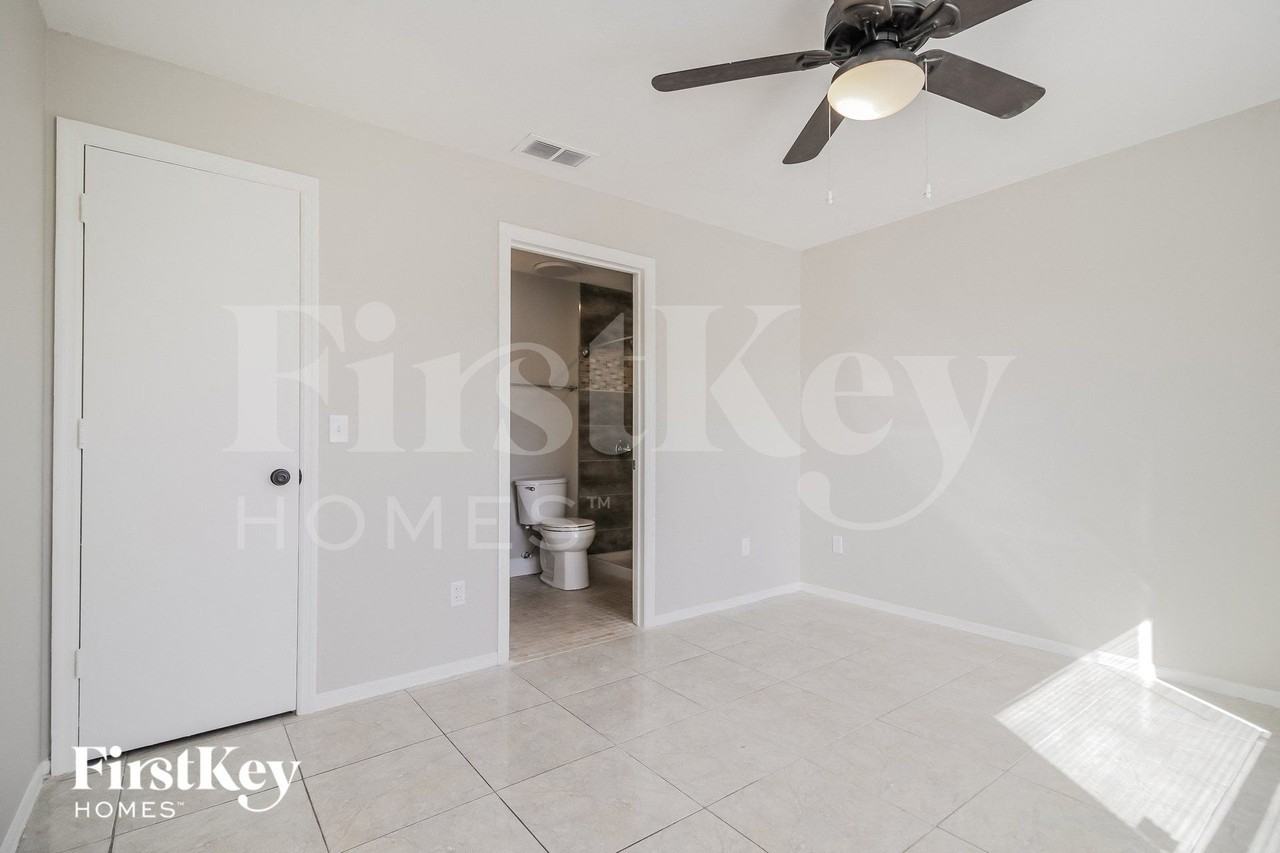 514 Dove Ct - Photo 7 of 15