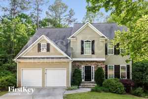 featured image of 729 Tall Oaks Dr