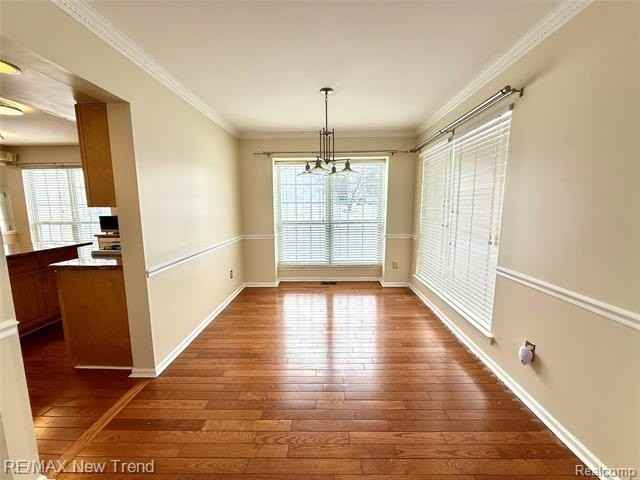 2790 Green Valley Dr - Photo 4 of 15