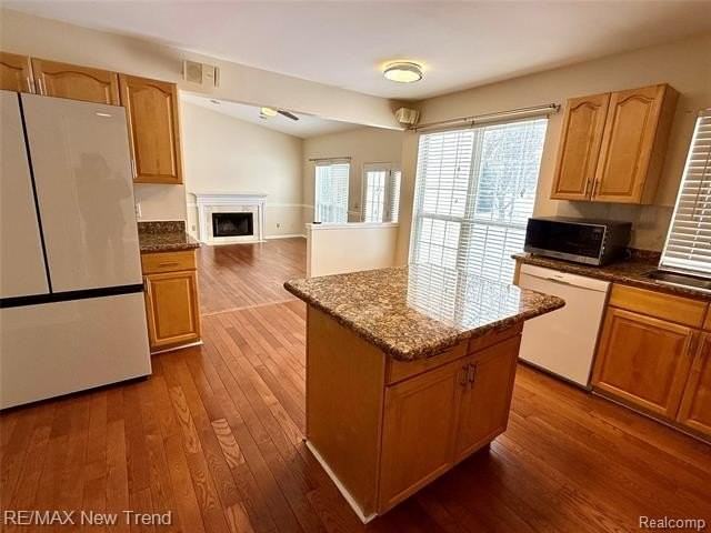 2790 Green Valley Dr - Photo 5 of 15