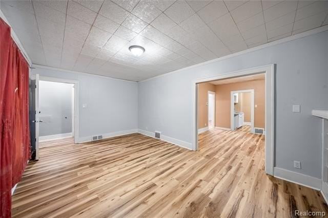 13536 Indiana St - Photo 4 of 19