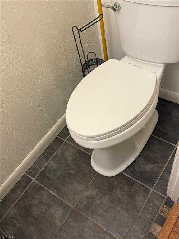 5705 Constance Ct - Photo 4 of 21