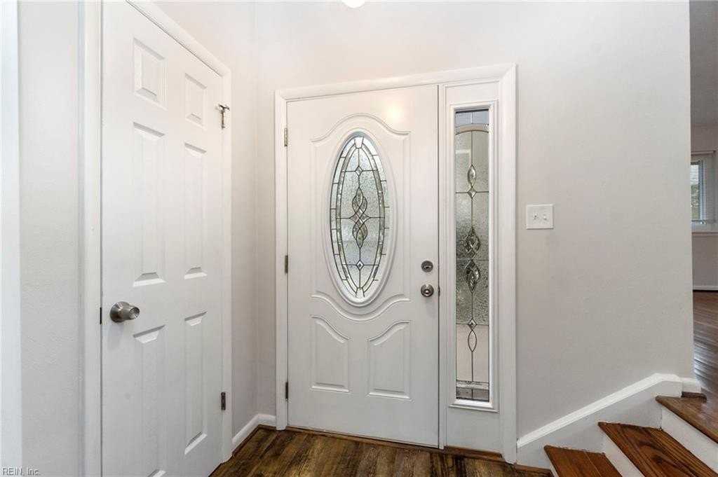 509 Lynn Shores Dr - Photo 4 of 24