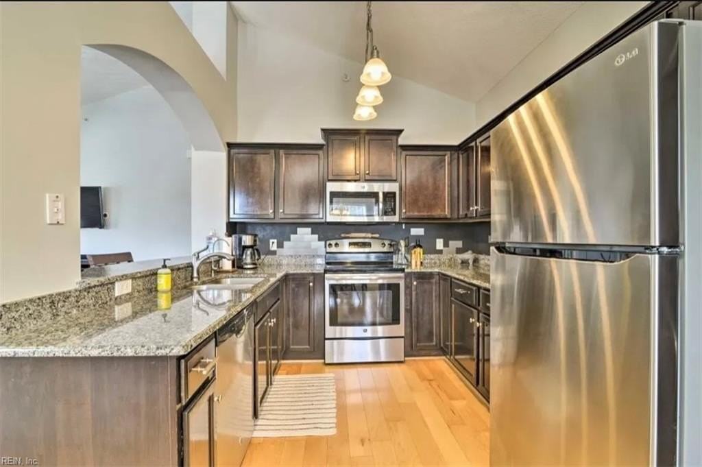 8221 Captains Way - Photo 5 of 13