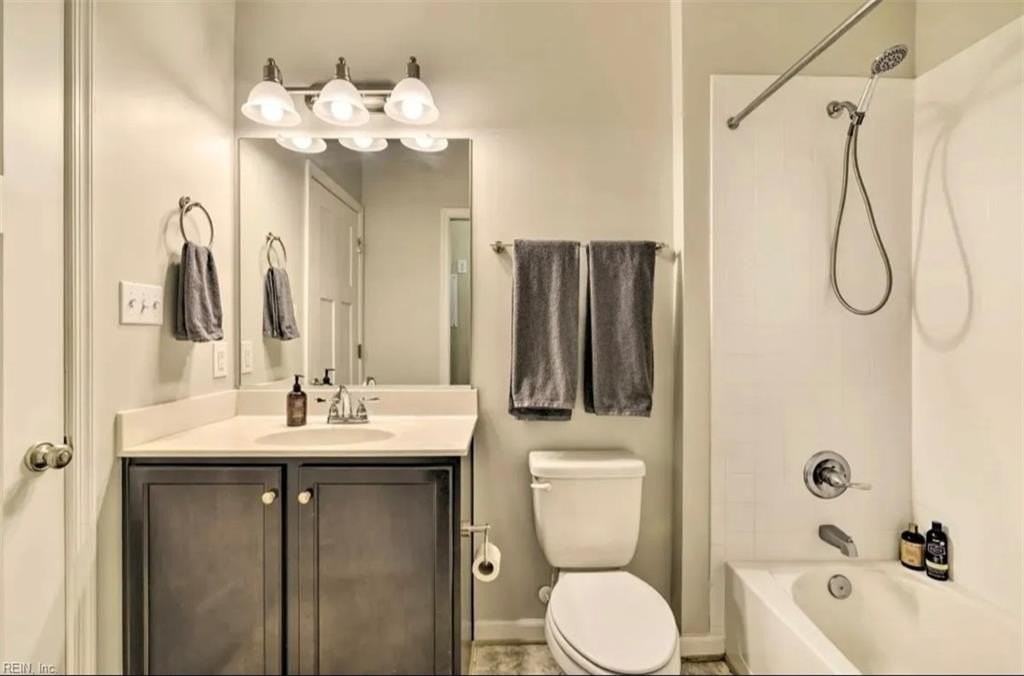 8221 Captains Way - Photo 7 of 13