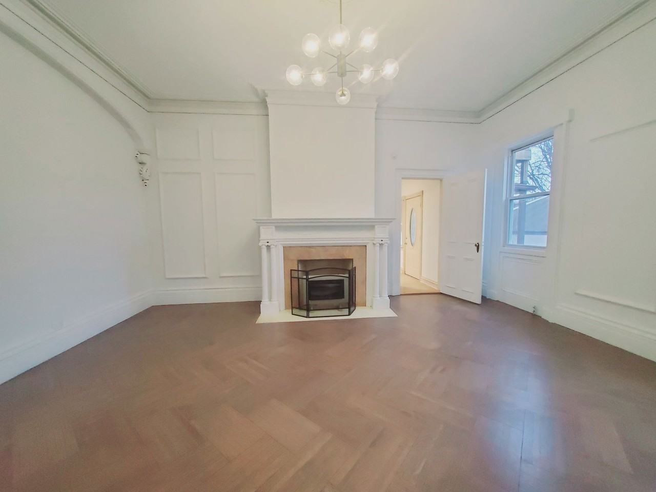 23 Madison Pl #1 - Photo 3 of 8