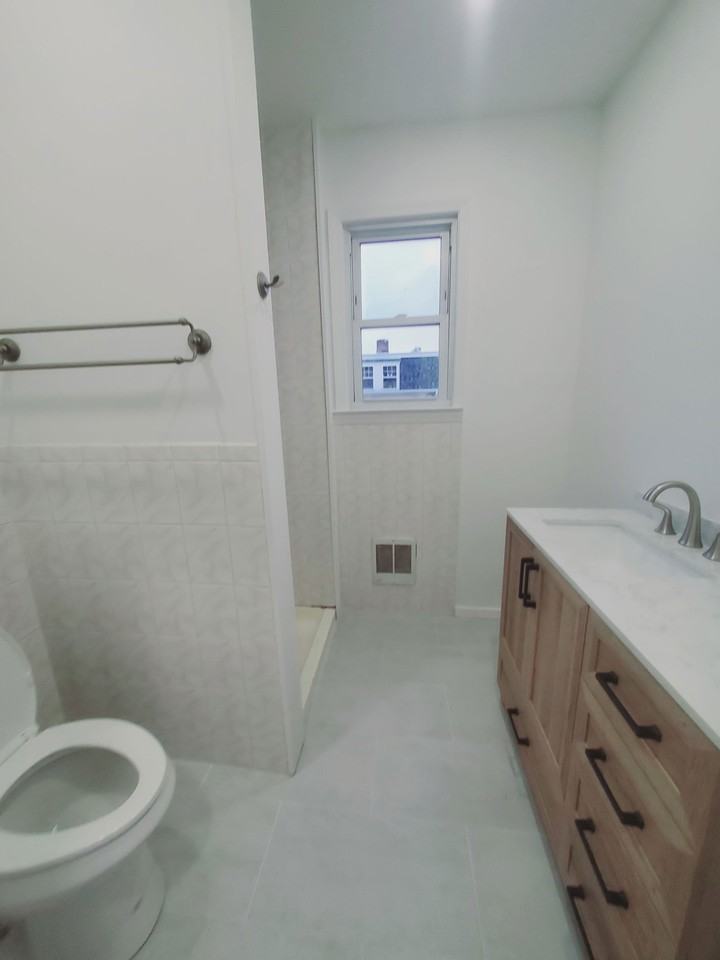 23 Madison Pl #1 - Photo 7 of 8