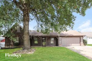 featured image of 4834 Walden Glen St