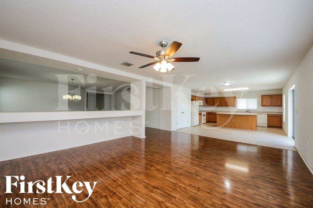 4457 Philadelphia Cir - Photo 3 of 14