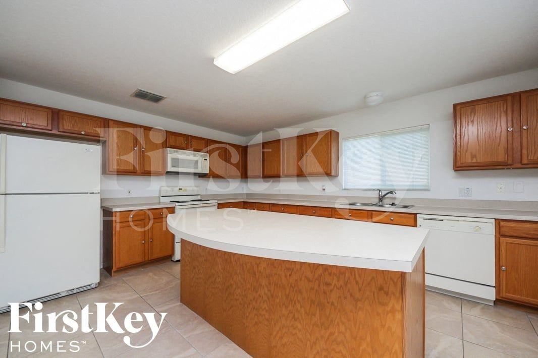 4457 Philadelphia Cir - Photo 7 of 14