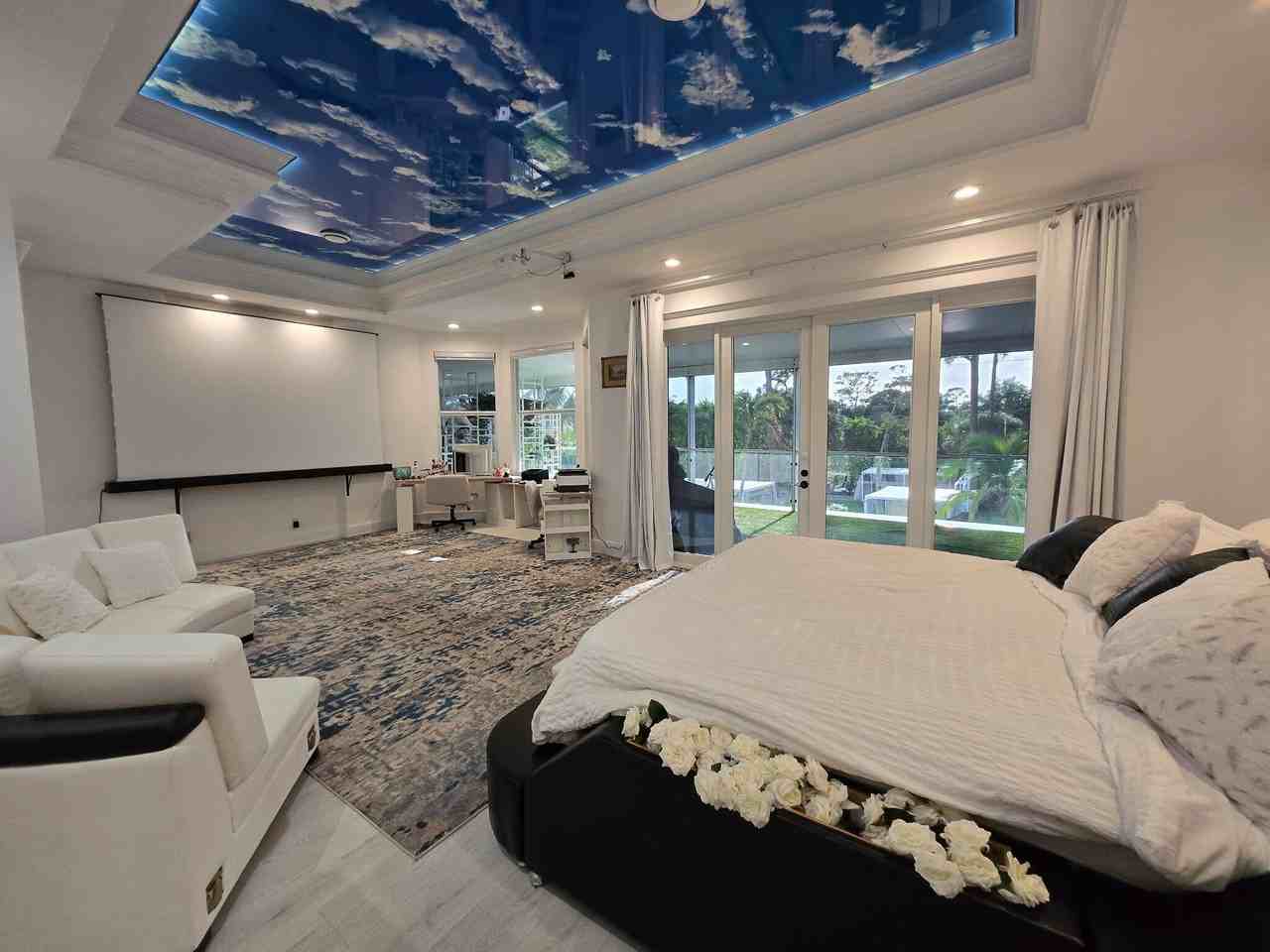 377 Squire Dr - Photo 5 of 50