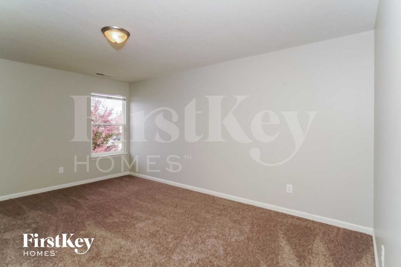 3243 Grove Berry Ln - Photo 7 of 15