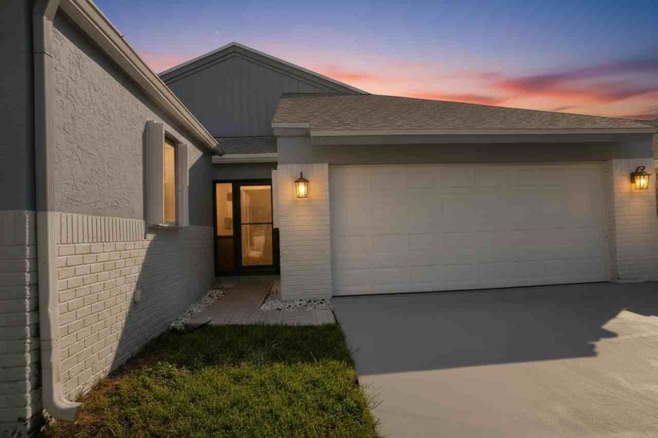 11508 Clear Creek Pl - Photo 4 of 26