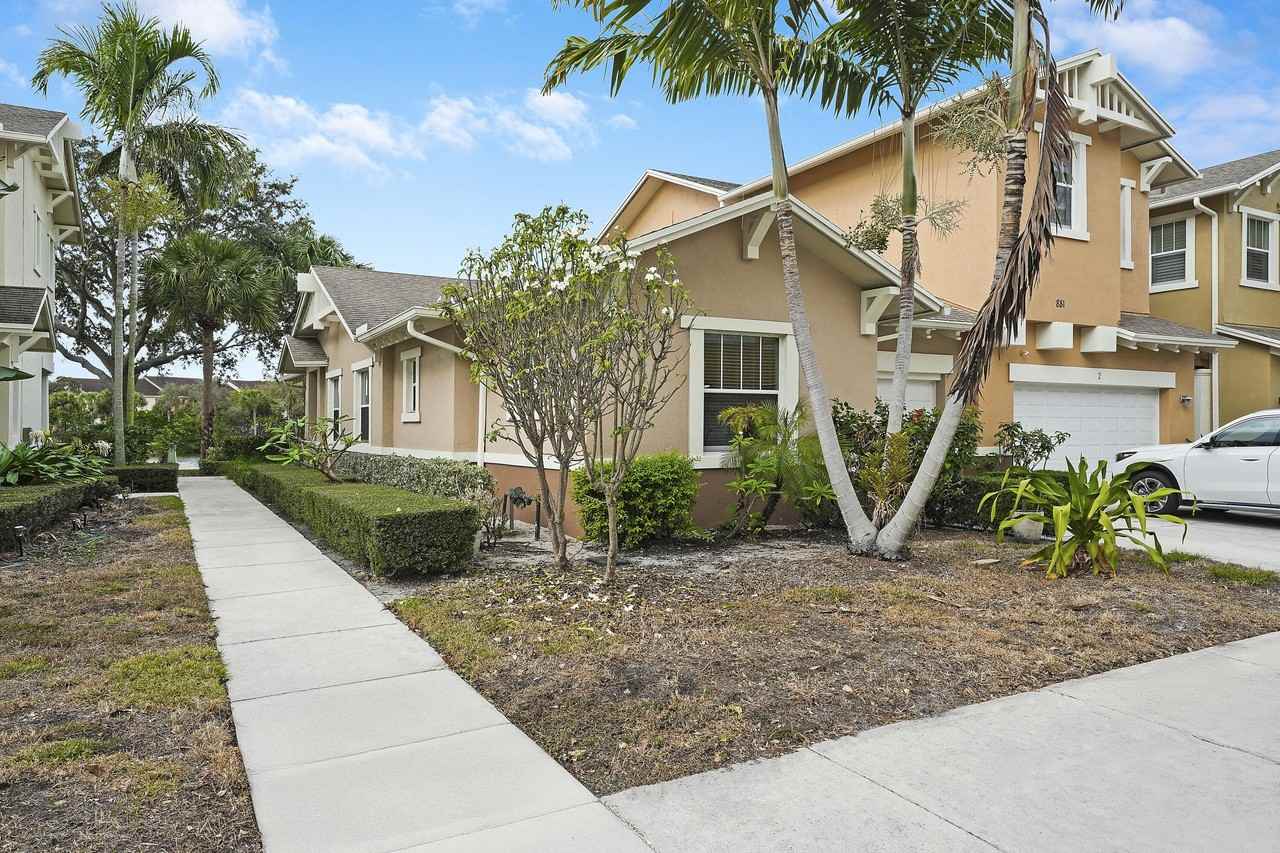 881 Marina Del Ray Ln #1 - Photo 2 of 26