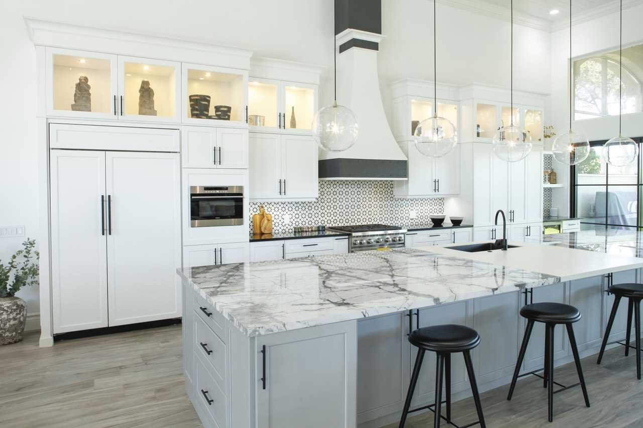 2555 Nw 59th St - Photo 6 of 37