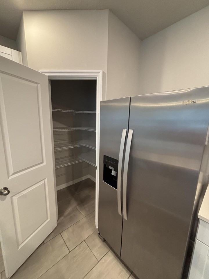 3521 Joshua Tree St Street - Photo 5 of 29