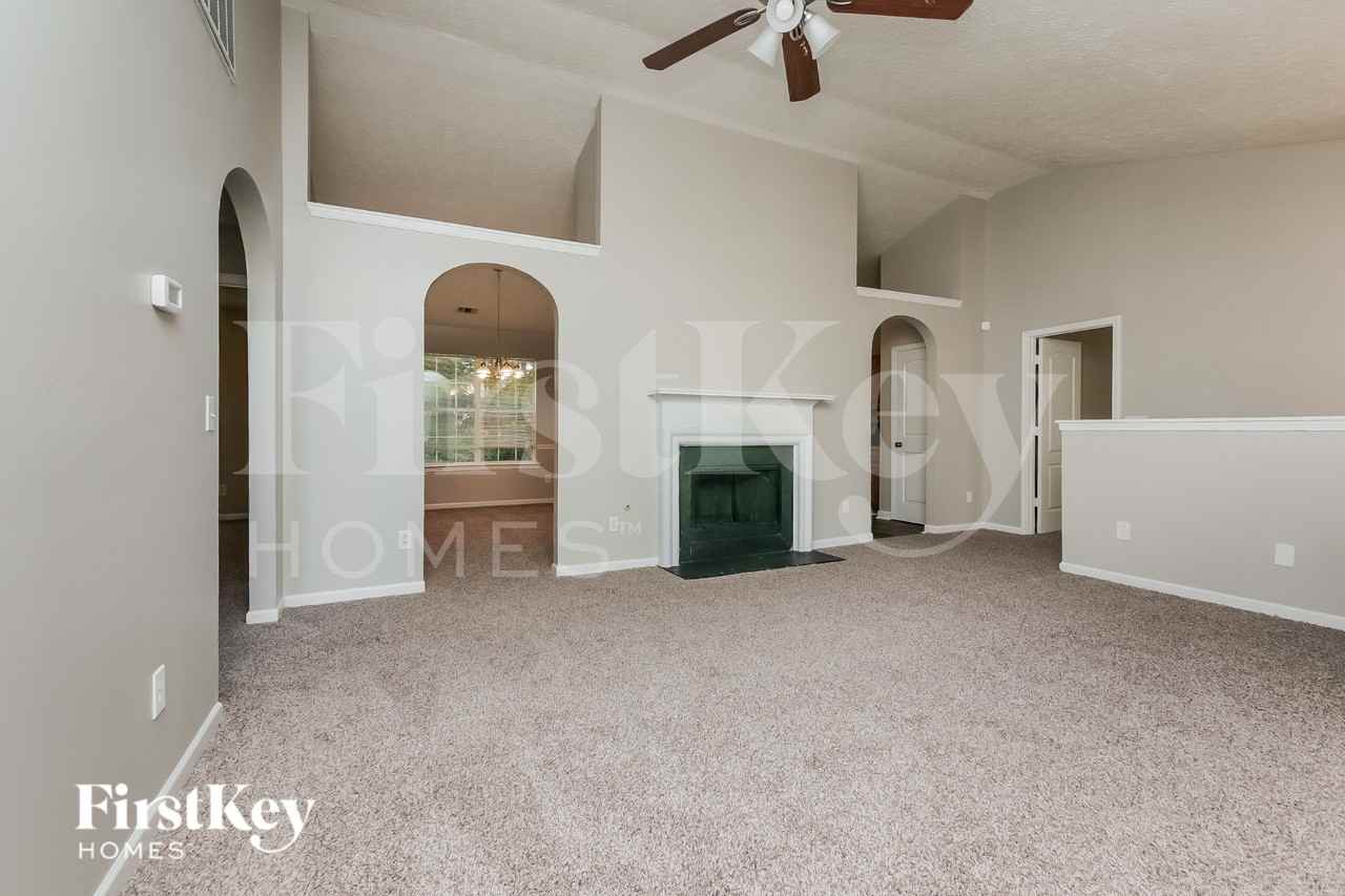 10668 Daisy Cv - Photo 5 of 18