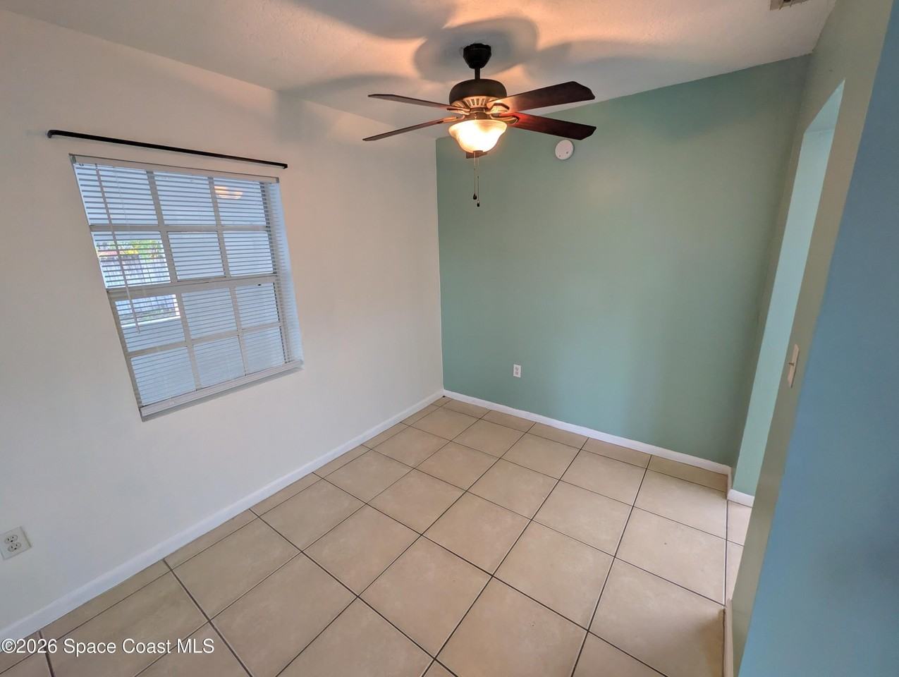 198 Jackson St - Photo 3 of 12