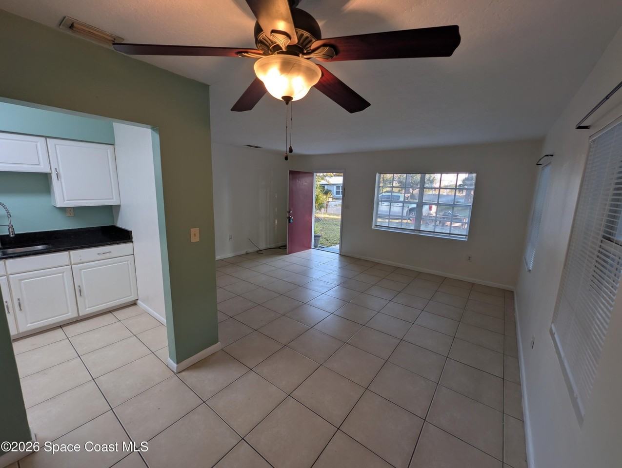 198 Jackson St - Photo 7 of 12