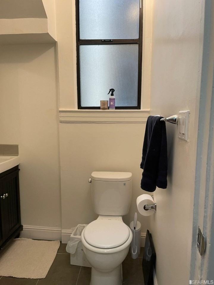 272 25th Ave - Photo 7 of 31