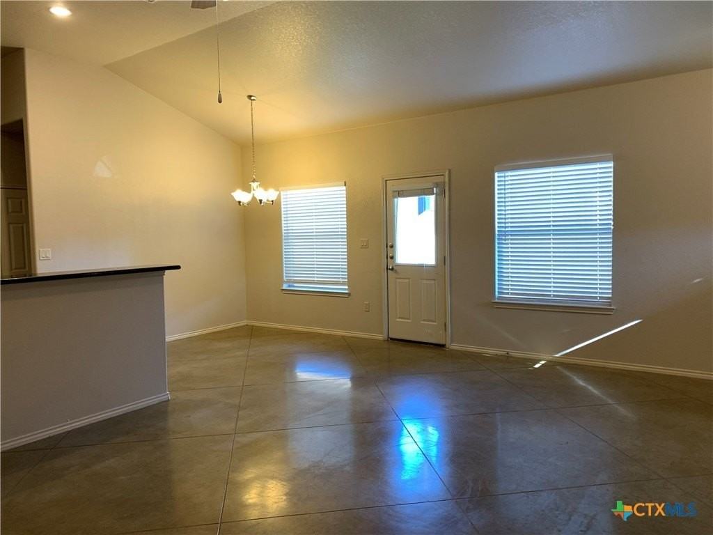 235 Anne Louise Dr - Photo 4 of 23